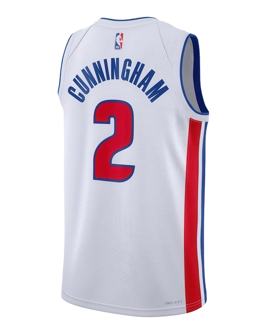 Джерси Кейда Каннингема Detroit Pistons Association Edition, вид сзади