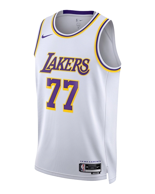 Джерси Луки Дончича Los Angeles Lakers Association Edition, вид спереди