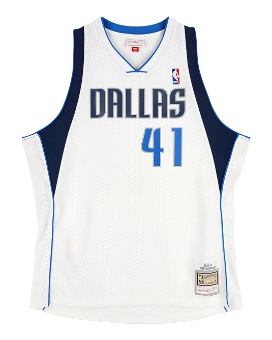 Джерси Дирка Новицки Dallas Mavericks Hardwood Classics 2010/2011, вид спереди