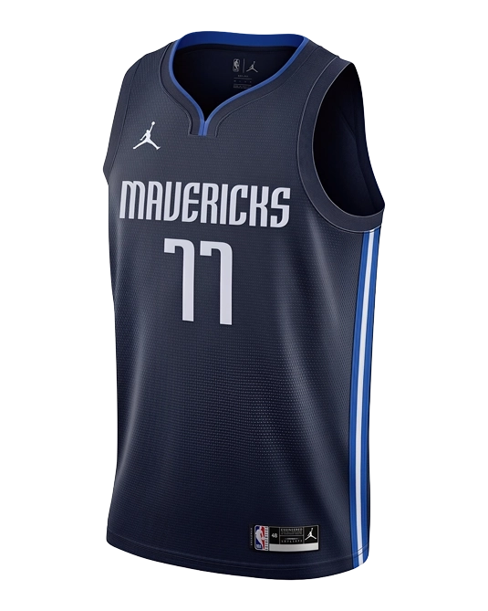 Джерси Луки Дончича Dallas Mavericks Statement Edition 2019/2020, вид спереди